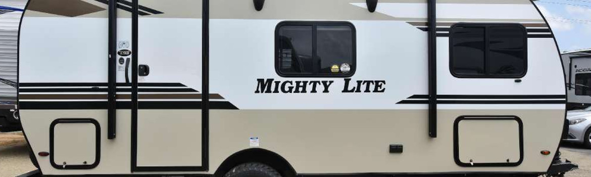 2018 Pacific Coachworks MIGHTY LITE 17RB for sale in Norco RV Center, Norco, California